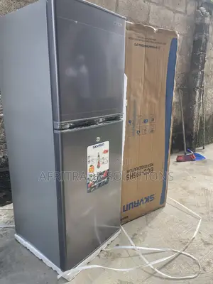 Brand New Skyrun BCD-195HS – Stylish 195L Home Fridge