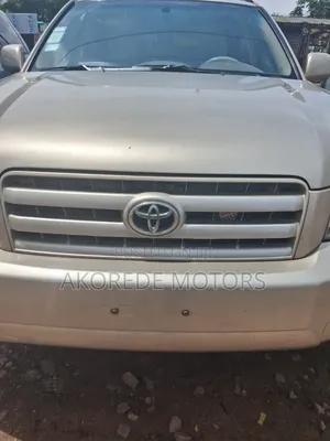 Toyota Highlander 2005 Gold