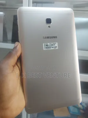Samsung Galaxy Tab A 7.0 16 GB Silver