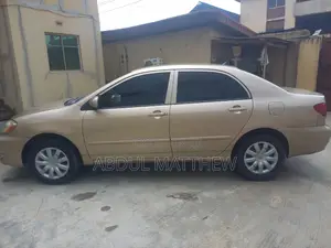 Toyota Corolla 2007 Gold
