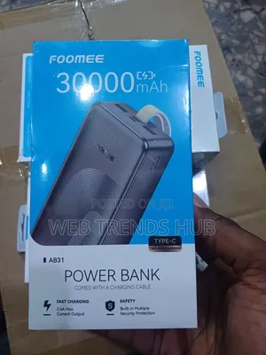 FOOMEE AB31 30000mAh Power Bank (2.4A Fast Charge)