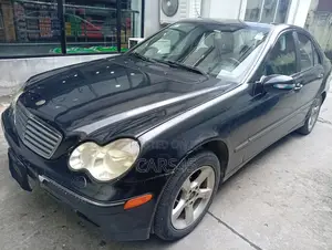 Mercedes-Benz C-Class 2007 Blue