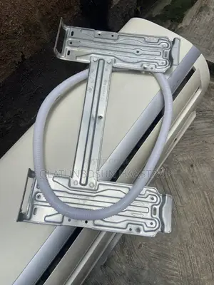 Barely Used 1hp Midea AC