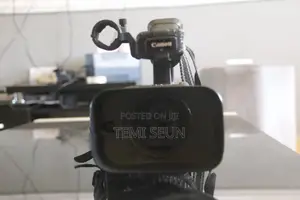Canon XH-A1s 3CCD HDV Camcorder