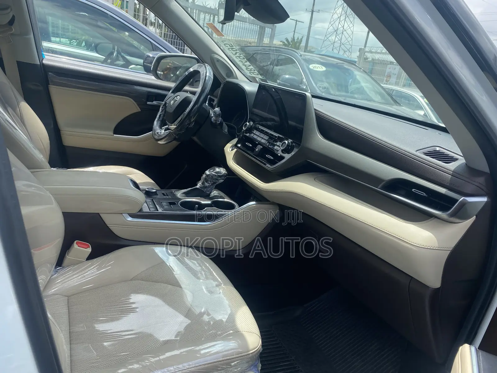 Toyota Highlander 2022 White