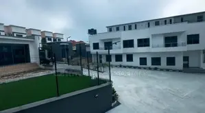 20bdrm Duplex in Guzape District for sale
