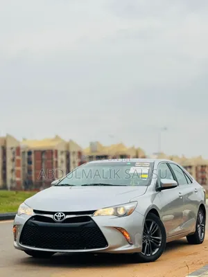 Toyota Camry 2015 Silver