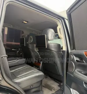 Lexus LX 570 (5 seats) AWD 2017 Black