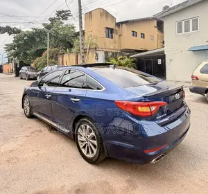 Hyundai Sonata 2016 Blue