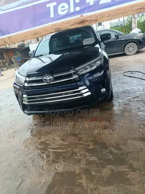 Toyota Highlander XLE V6 4x4 (3.5L 6cyl 6A) 2016 Blue
