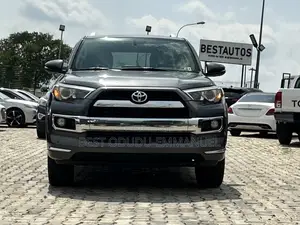 Toyota 4-Runner 2018 Silver