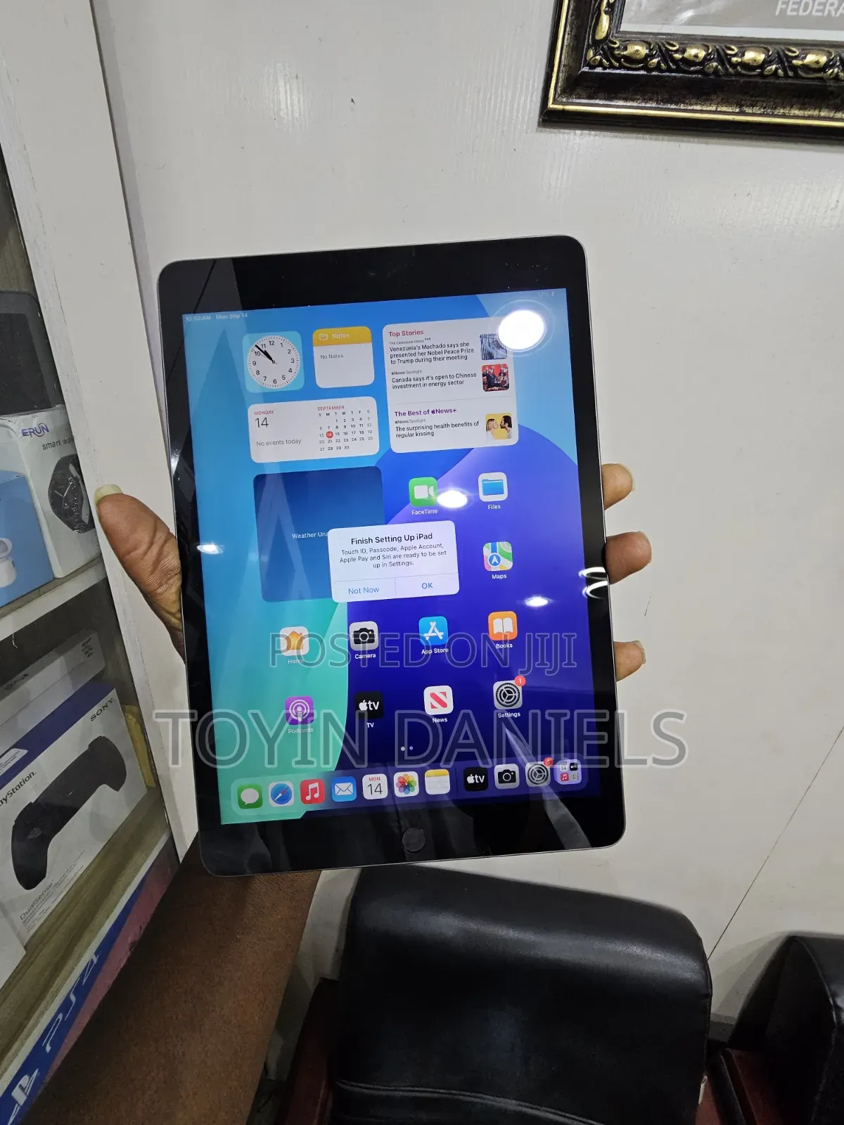 Apple iPad 10.2 (2021) 64 GB Black