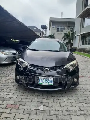 Toyota Corolla 2014 Black