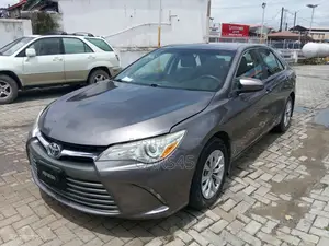 Toyota Camry 2015 Gray