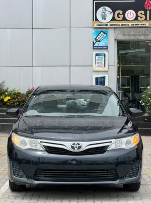 Toyota Camry LE 4dr Sedan (2.5L 4cyl 6A) 2012 Black
