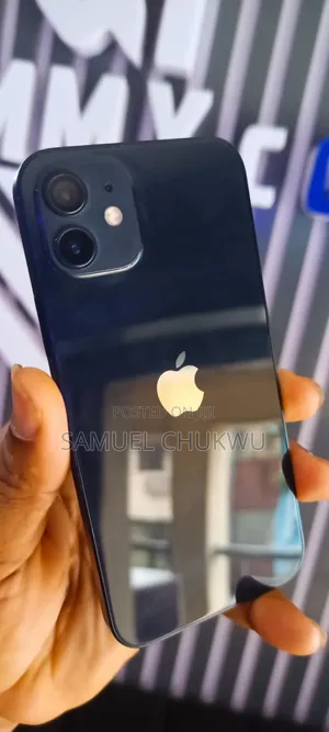 Apple iPhone 12 64 GB Black