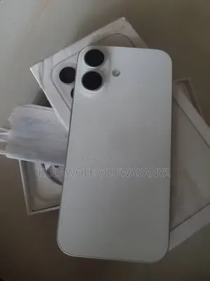 Apple iPhone 16 128 GB White