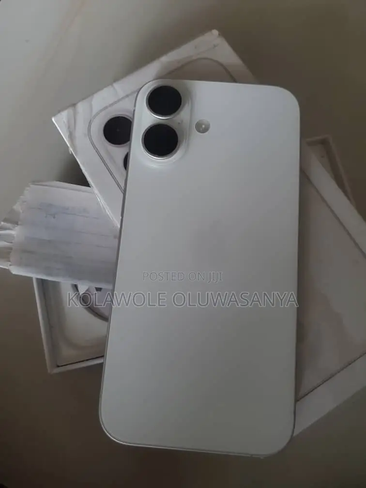 Apple iPhone 16 128 GB White