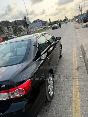 Toyota Corolla 2011 Black