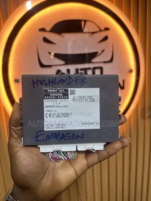 Toyota Highlander Smart Key Computer Module (2008-2010)