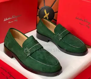 Salvatore Ferragamo Quality Luxury Men Classic Corporate Shoe