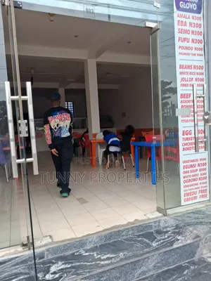Shop to Let