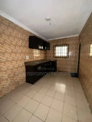 3bdrm Apartment in Osapa london for rent