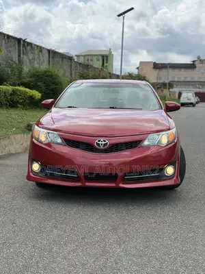 Toyota Camry SE Sport 4dr Sedan (2.5L 4cyl 6A) 2014 Red