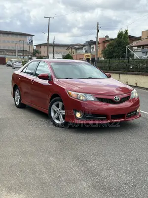 Toyota Camry SE Sport 4dr Sedan (2.5L 4cyl 6A) 2014 Red