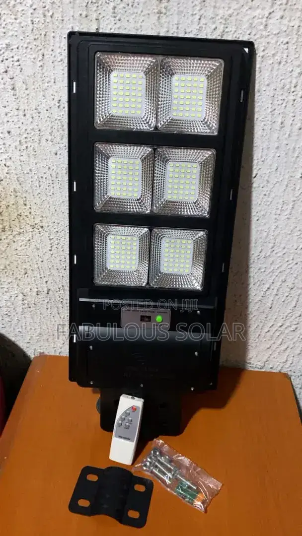600watts Solar Street Light (6 Eyes)P G