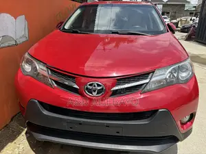 Toyota RAV4 2014 Red
