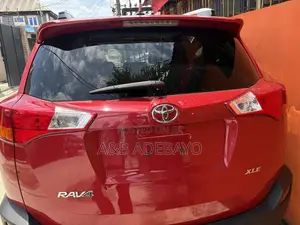 Toyota RAV4 2014 Red