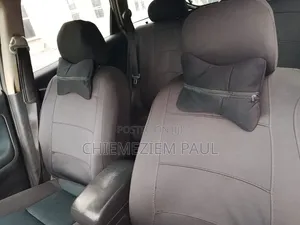 Toyota Camry LE 4dr Sedan (2.5L 4cyl 6A) 2013 Gold