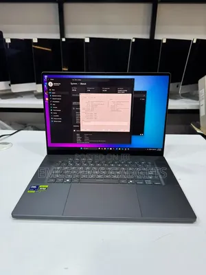 Laptop Asus ROG Zephyrus G16 16GB Intel Core Ultra 9 SSD 1T