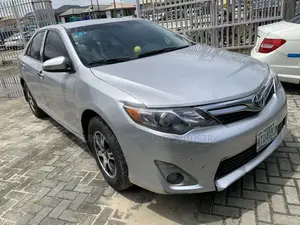 Toyota Camry LE 4dr Sedan (2.5L 4cyl 6A) 2013 Silver