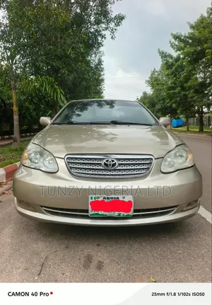Toyota Corolla 2006 Gold