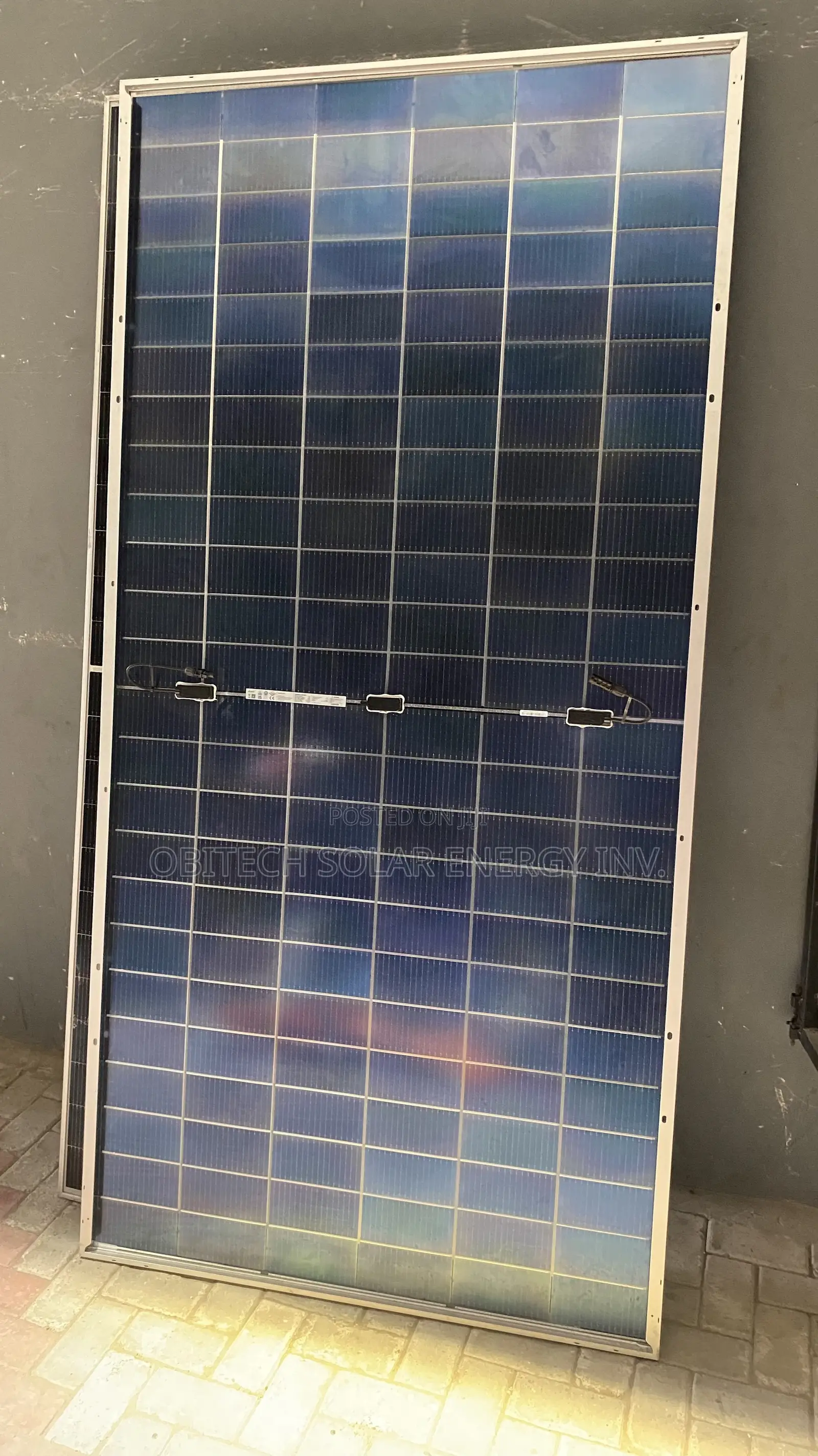 580w Jinko Solar Panel