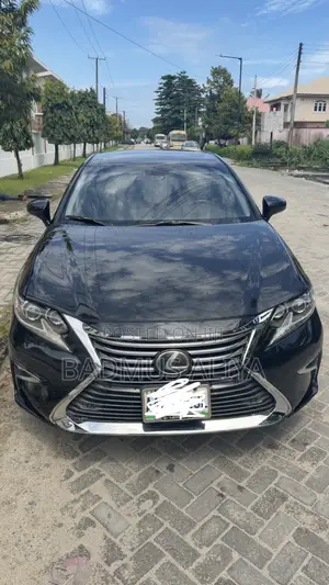 Lexus ES 2018 Black