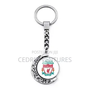Liverpool Metal Crest Keychain