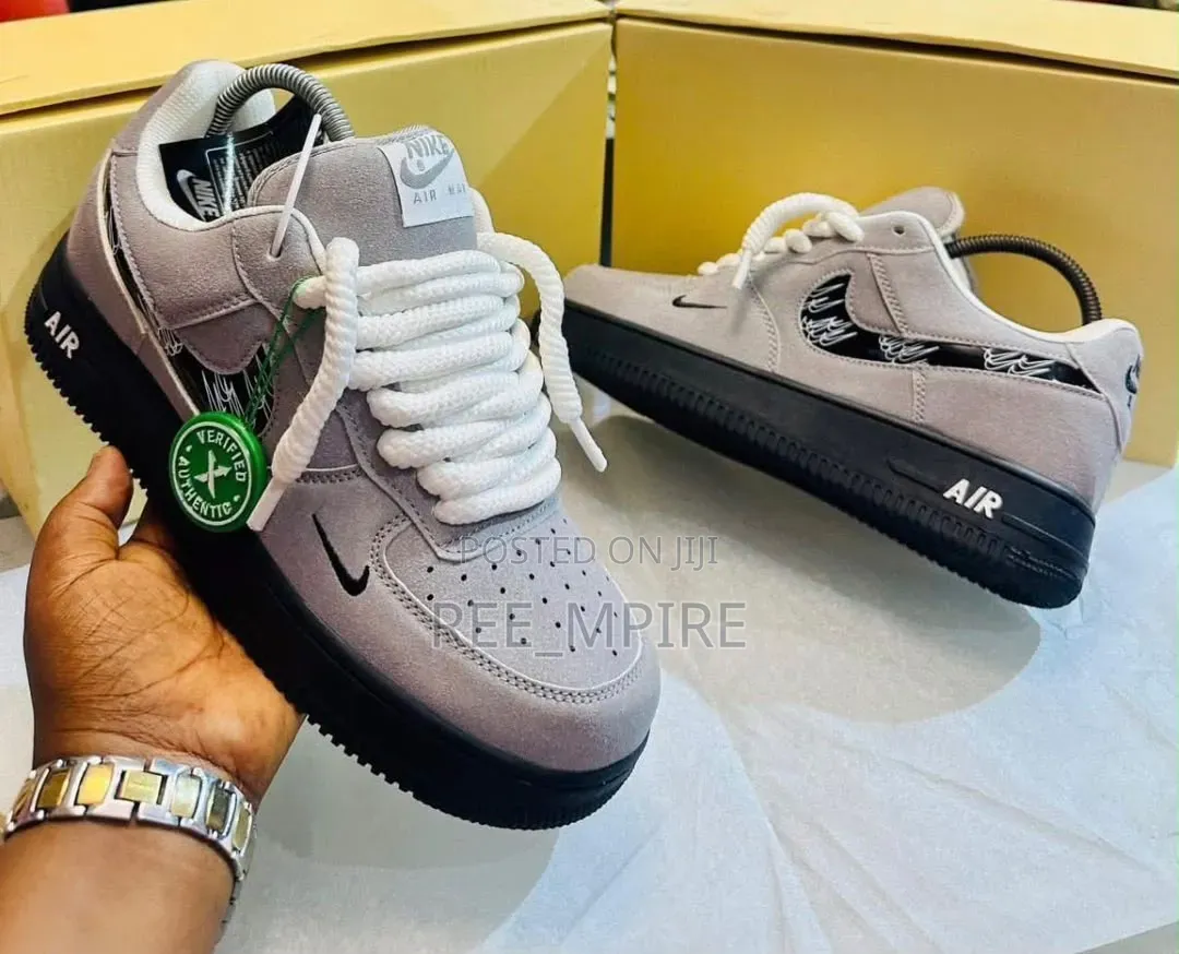 Nike High Quality Sneakers