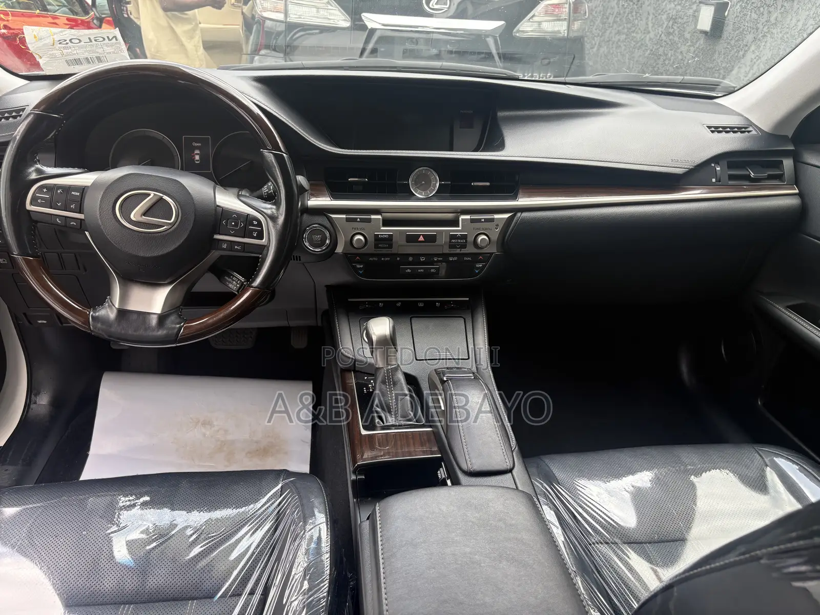 Lexus ES 2015 White