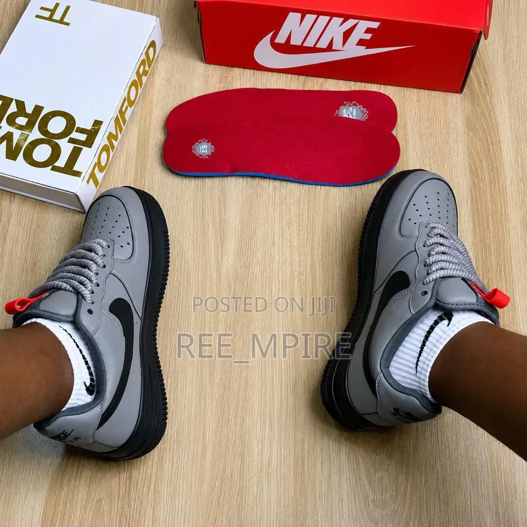 Nike High Quality Sneakers