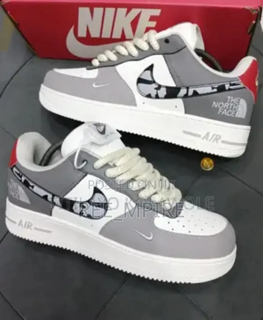 Nike High Quality Sneakers