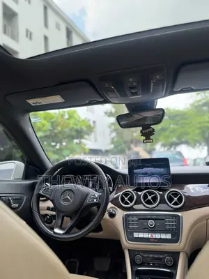 Mercedes-Benz CLA-Class CLA 250 4MATIC Sedan 2018 White