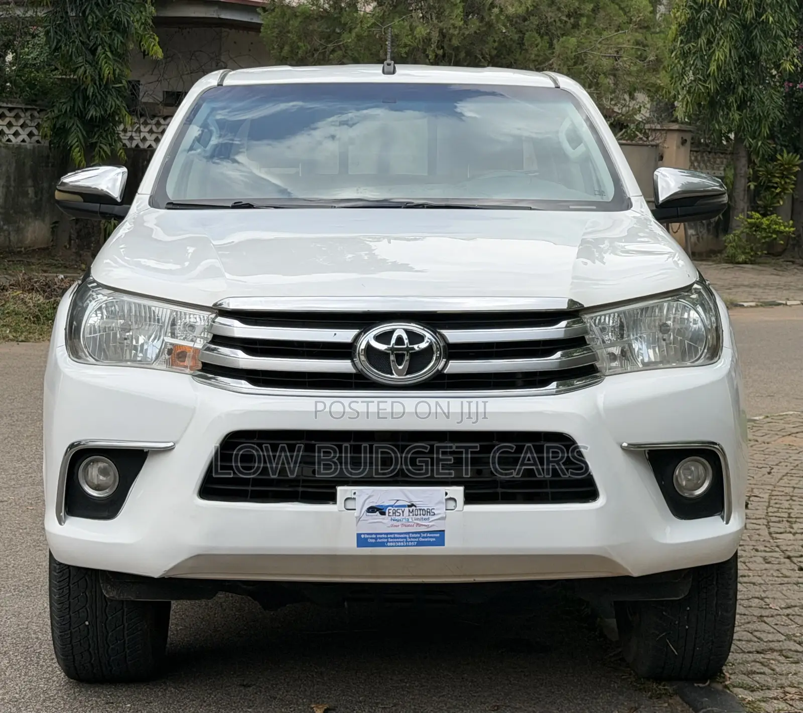 Toyota Hilux 2019 White