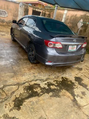 Toyota Corolla S 4dr Sedan (1.8L 4cyl 4A) 2013 Gray