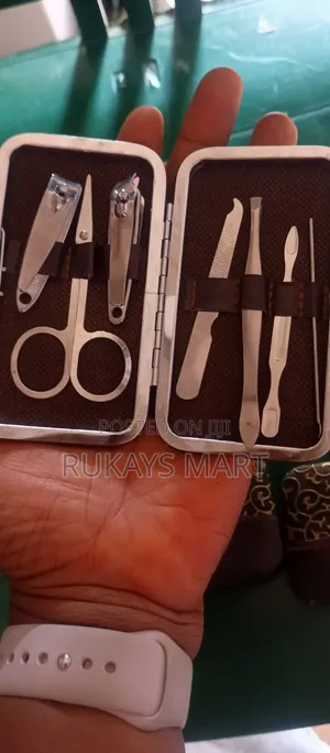 Leather Packed Manicure Set/ Nail Cutter Set