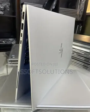 Laptop HP EliteBook 860 G9 16GB Intel Core i7 SSD 512GB