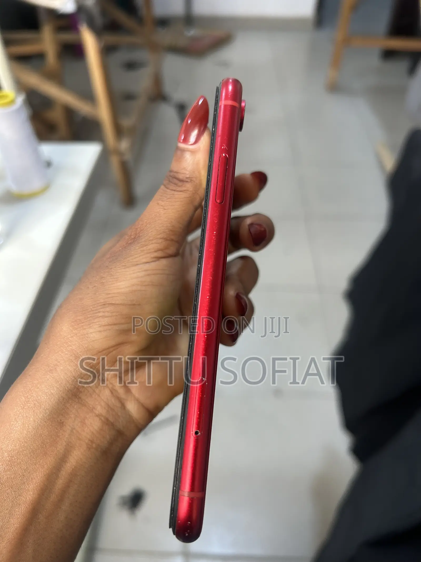 Apple iPhone XR 64 GB Red