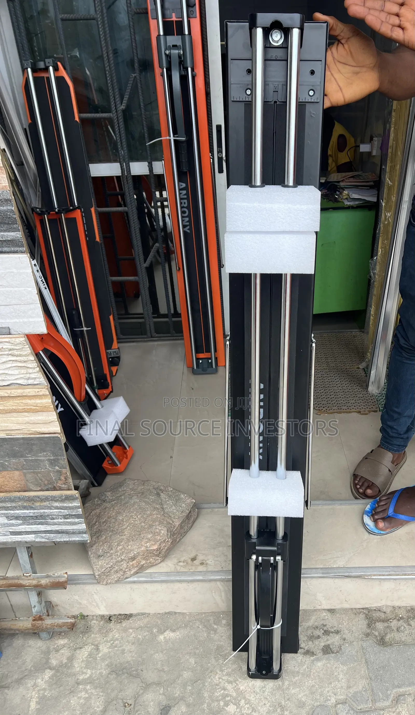 120 by 120 Tile Cutter